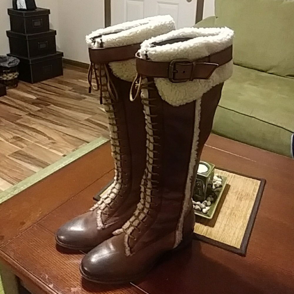 Arturo Chiang Boots